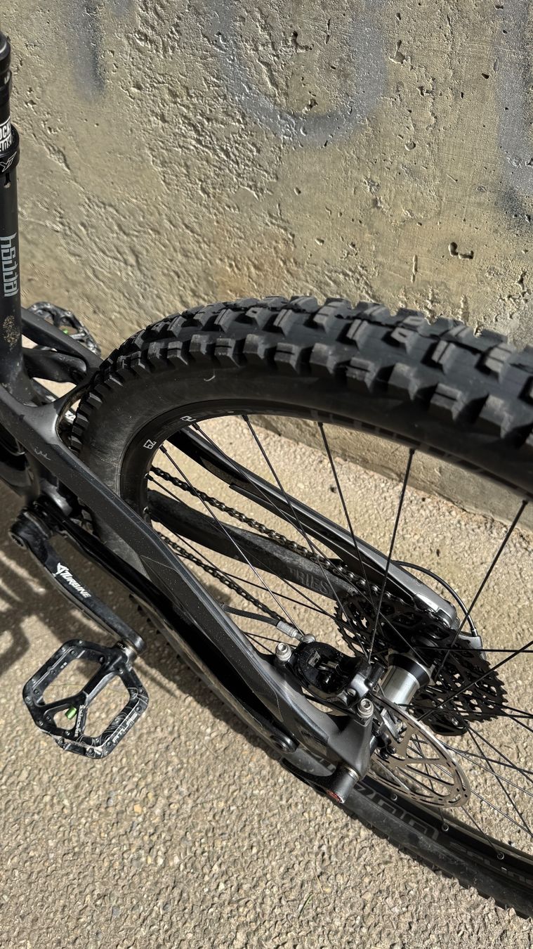 YT Biciclette: YT Industries Jeffsy Cf Comp 1 Carbon 29 – Usato da St. Erhard venduto da secc 6