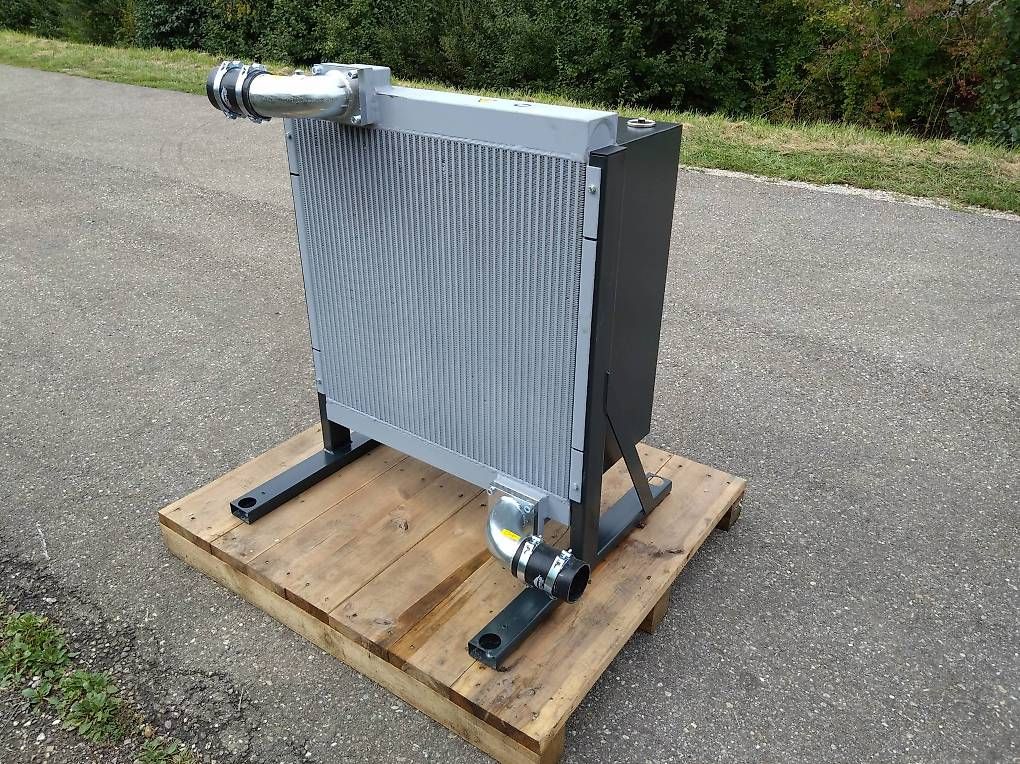 Radiatori: échangeur Radiateur Intercooler – Usato da Bassecourt venduto da Jumat 3