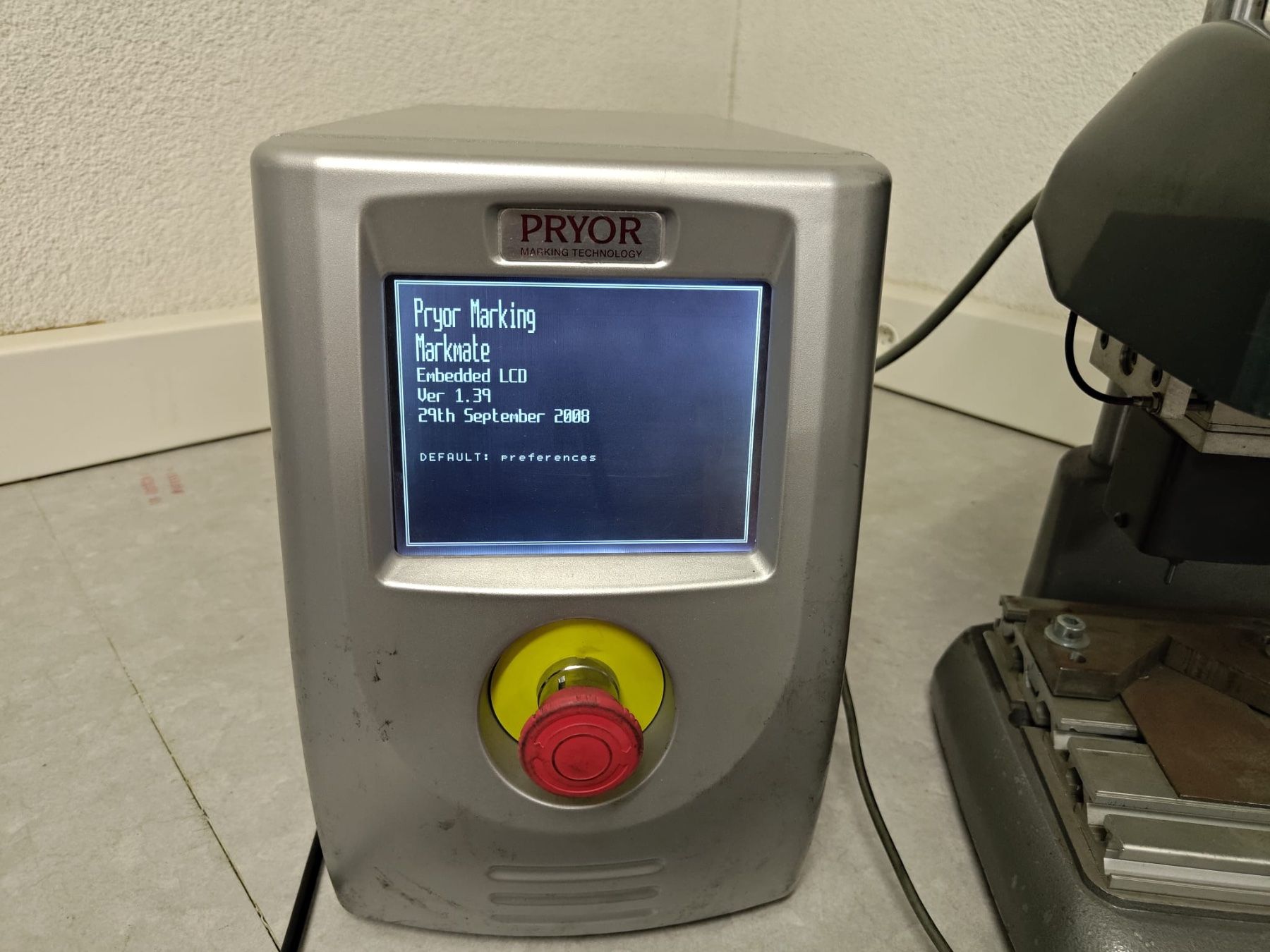 Tutte le macchine: Pryor MarkMate / Marktronic Gravurmaschine – Usato da Altdorf UR venduto da Liveo-shop