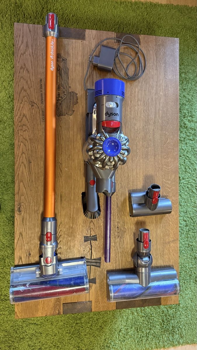 Dyson Staubsauger & Zubehör: Dyson V8 absolute+ – Gebraucht aus Heimenschwand von Mats777