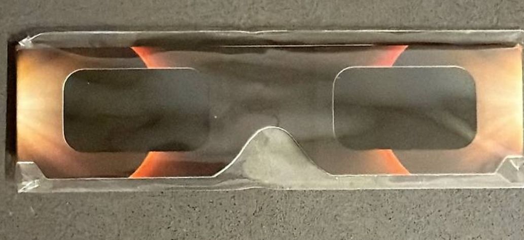 Brillen & Gläser: Lunettes éclipse  – Neu und originalverpackt aus Bussigny von lenash