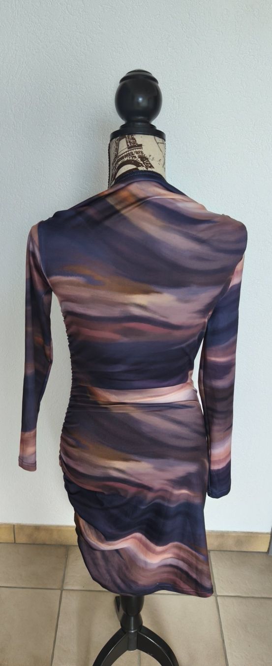 Shein Kleider: Robe manche longue taille S – Gebraucht aus Mervelier von loi_69nw 2
