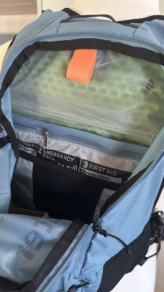 Deuter Zaini: Deuter Trail Running Rucksack, neu mit 1 Flask – Nuovo e nell'imballaggio originale da LAUERZ venduto da sruncheli73 3