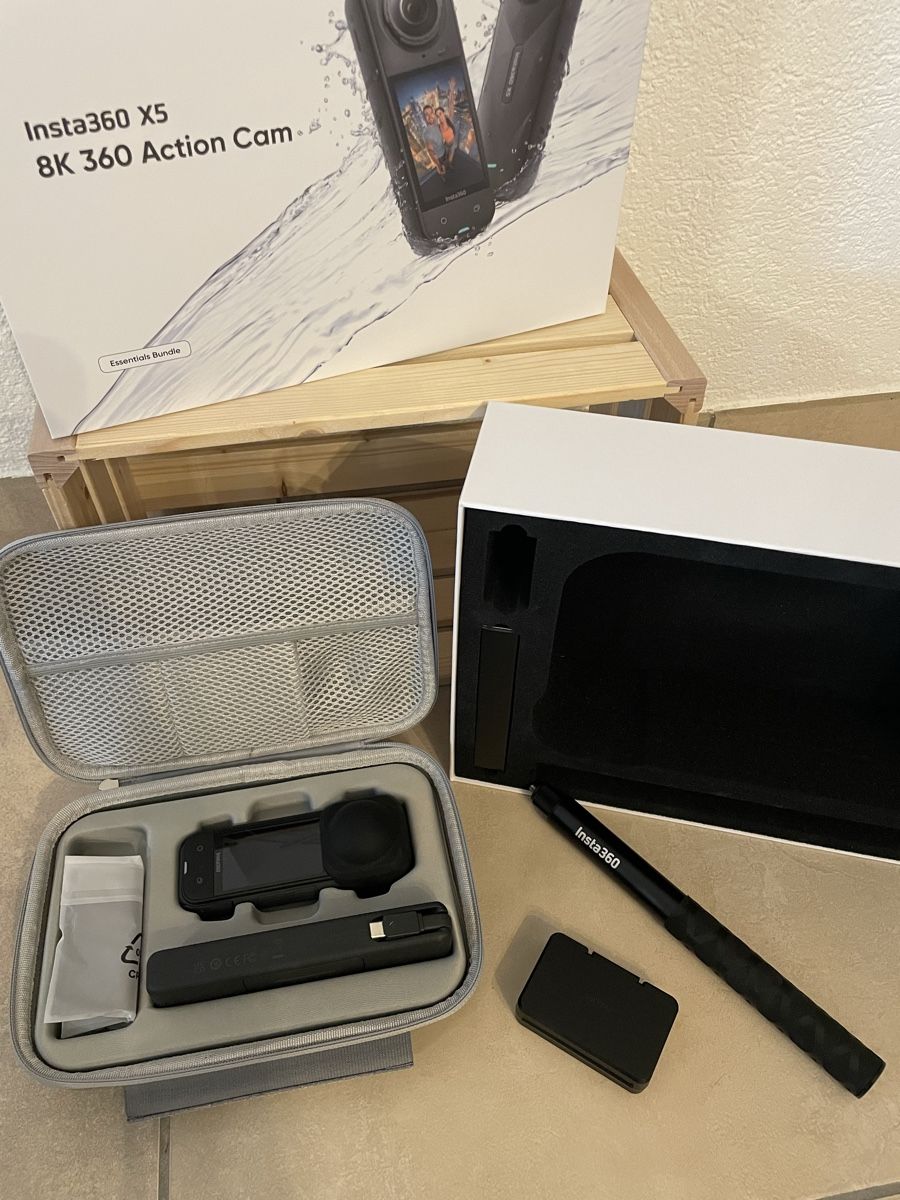Insta360 Videocamere: Caméra d'action Insta360 X5 8K Essentials Bundle état neuf – Nuovo e nell'imballaggio originale da Courtételle venduto da chl_kj2l 2
