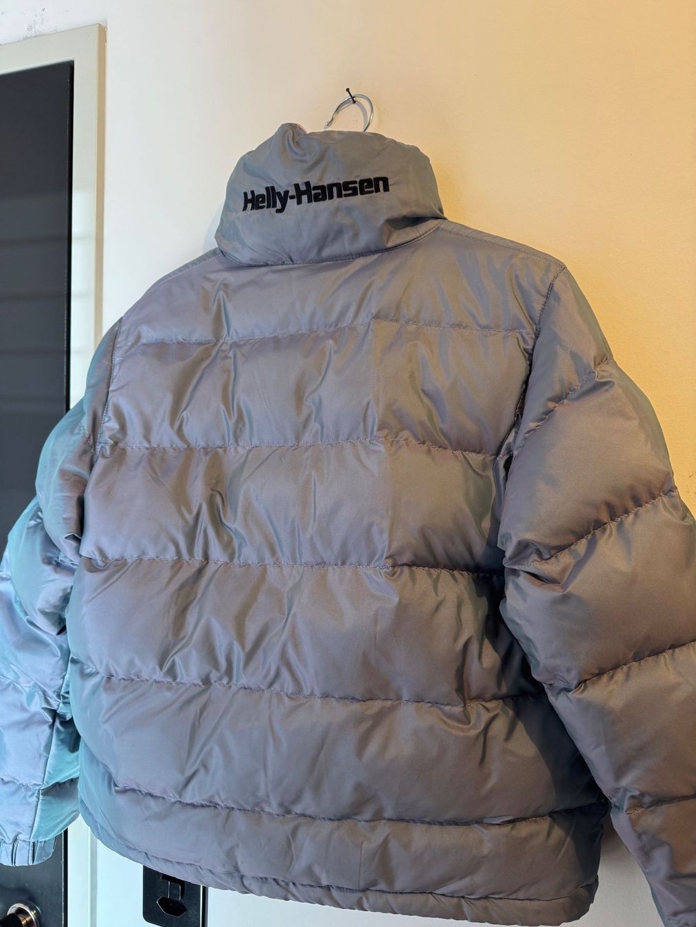 Jacken: Winterjacke Helly Hansen – Gebraucht aus Arbon von flowerandfound 2