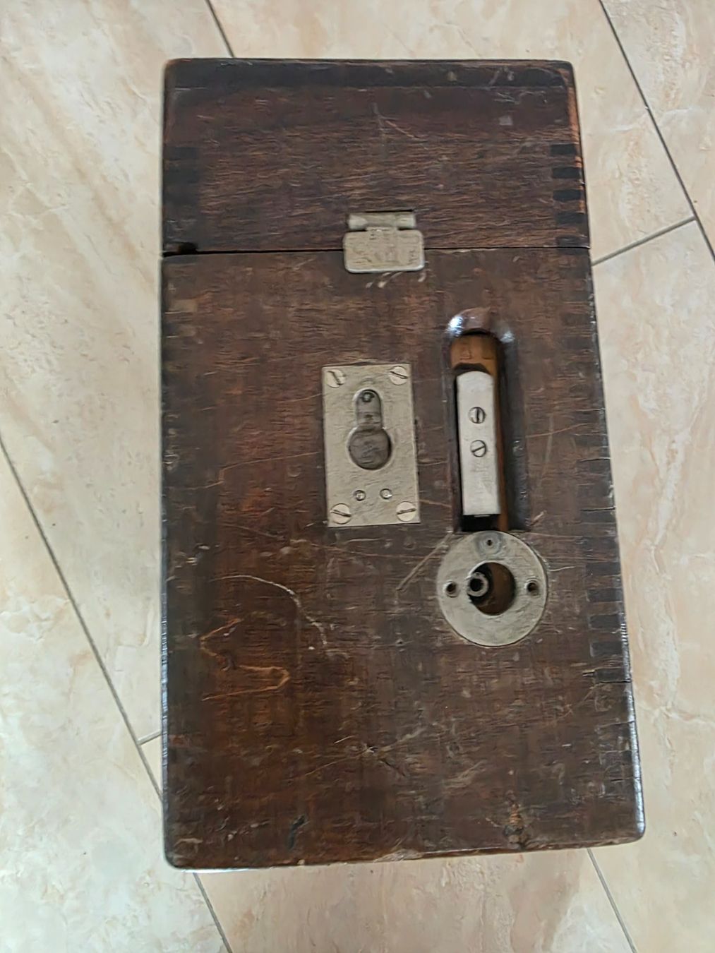Telefoni: Historisches Schweizer Armee Feldtelefon 1909 – Usato da Bellach venduto da chlini92 2