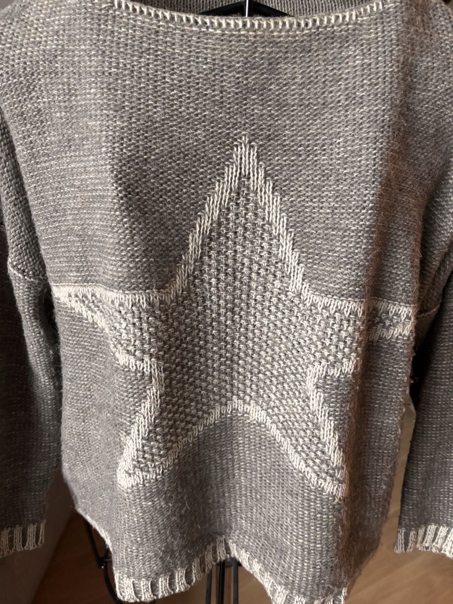 Maglioni & Felpe: Strickpullover grau mit Sternmuster Damen Gr. 36 – Usato da Weisslingen venduto da Yuna123 1