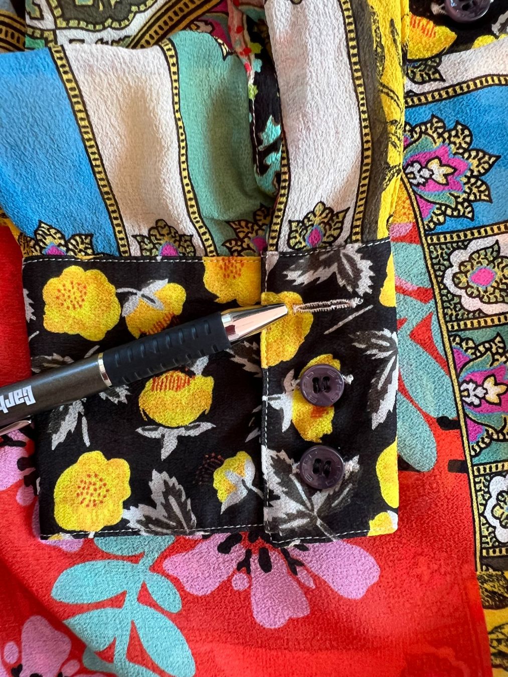 Etro Camicette: ETRO Milano Damen Bluse oder Kleid, 100% Seide, ca Gr. 38/40 – Usato da Worb venduto da farben20zauber 9