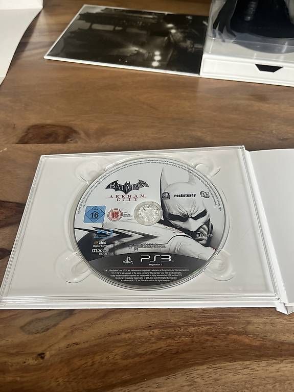 Figuren: P3 Batman Arkham City Collector Edition – Gebraucht aus Adliswil von Sarahs_Flohmi 3