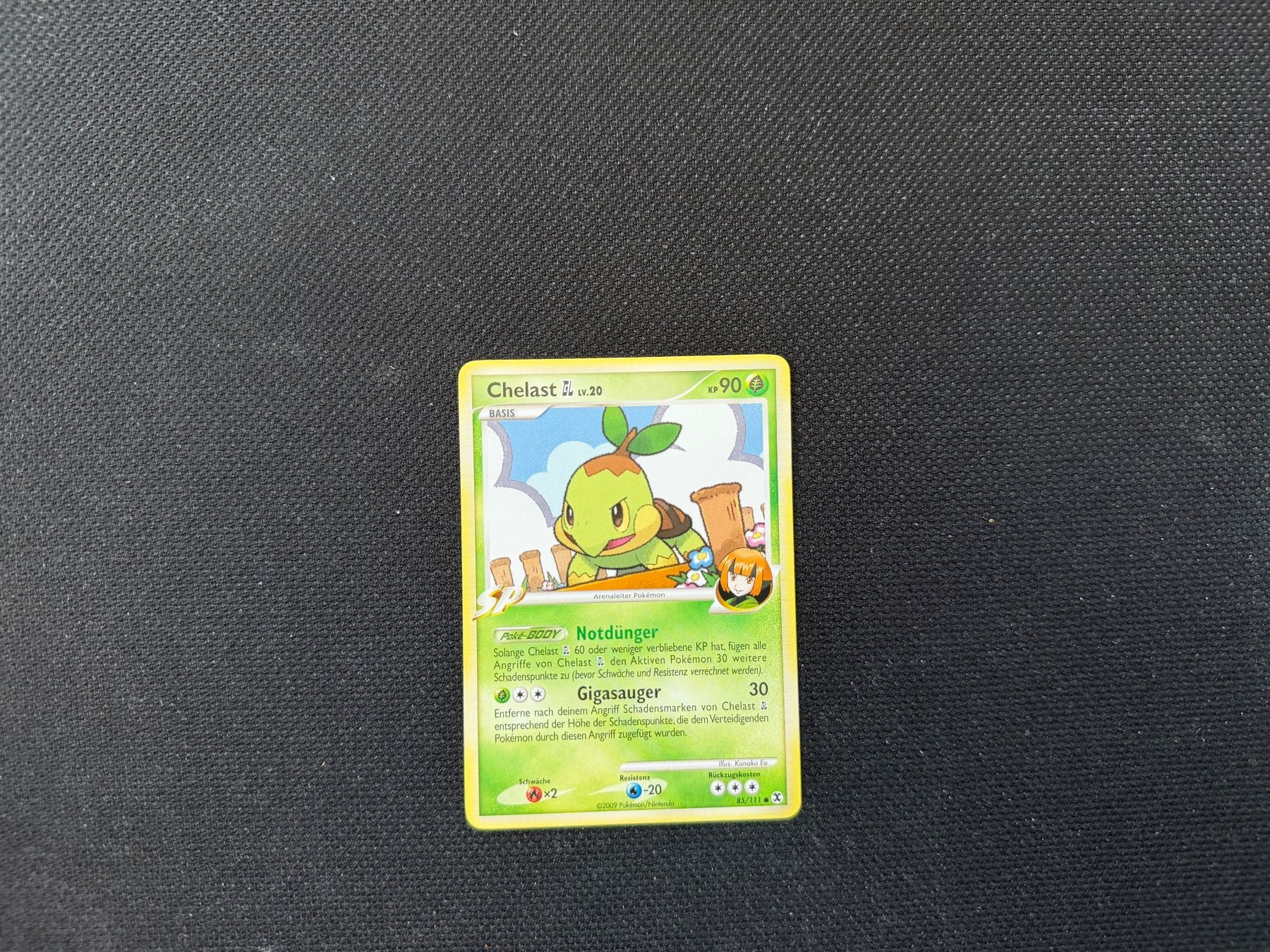 Pokémon Cartes à collectionner: Chelast 85/111 – D'occasion à Zürich par mountainwizard00