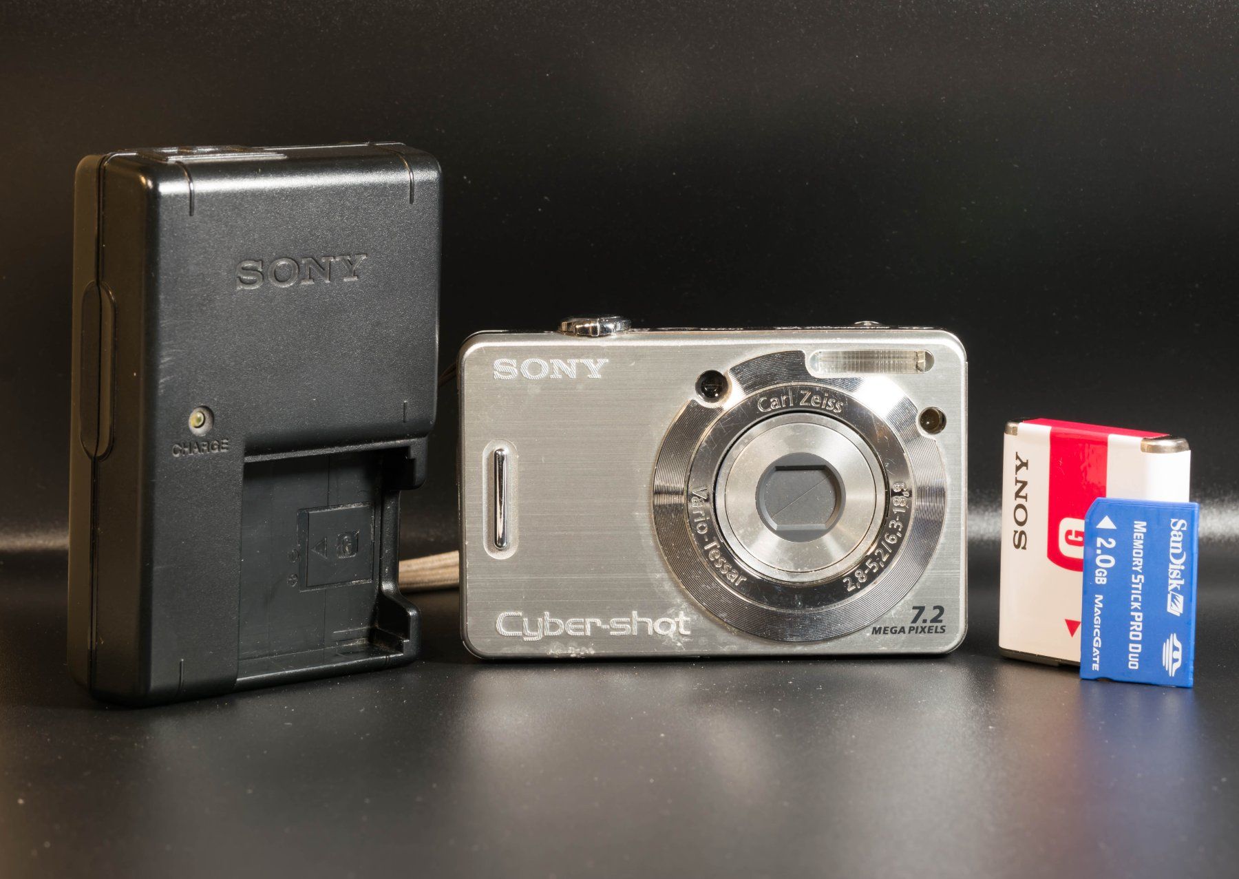 Sony Fotocamera: Sony DSC-W55 Digitalkamera – Usato da Thörishaus venduto da vintagger 1