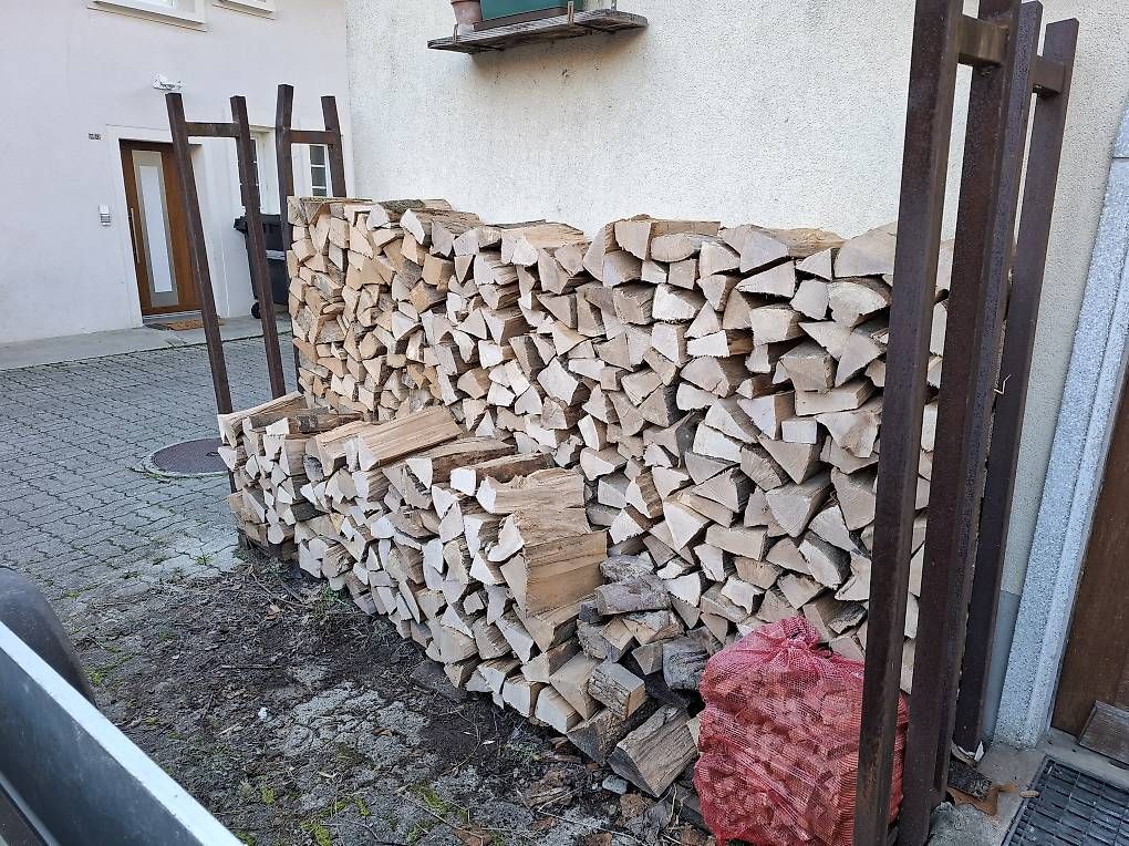 Articoli in legno: BOIS DE FEU, BOIS DE CHAUFFAGE – Usato da Moudon venduto da arnaud_p