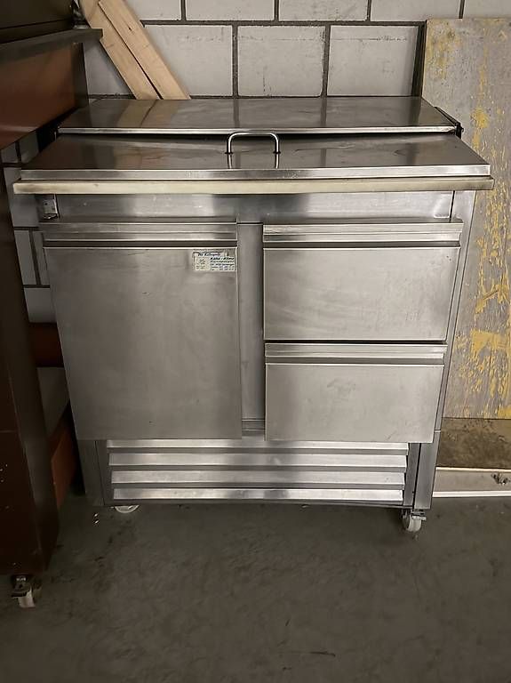 Elettrodomestici da cucina: Pizzaofen, Kühltisch & Pahl Mixer  – Usato da Reinach BL venduto da ton_dw62 4