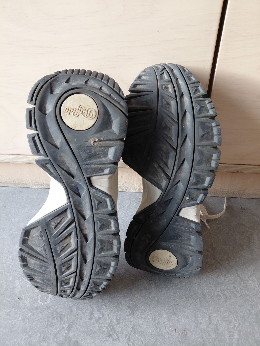 Buffalo Scarpe da donna: Buffalo Sneaker 39 – Nuovo (secondo la descrizione) da Thun venduto da anj_92nm 2