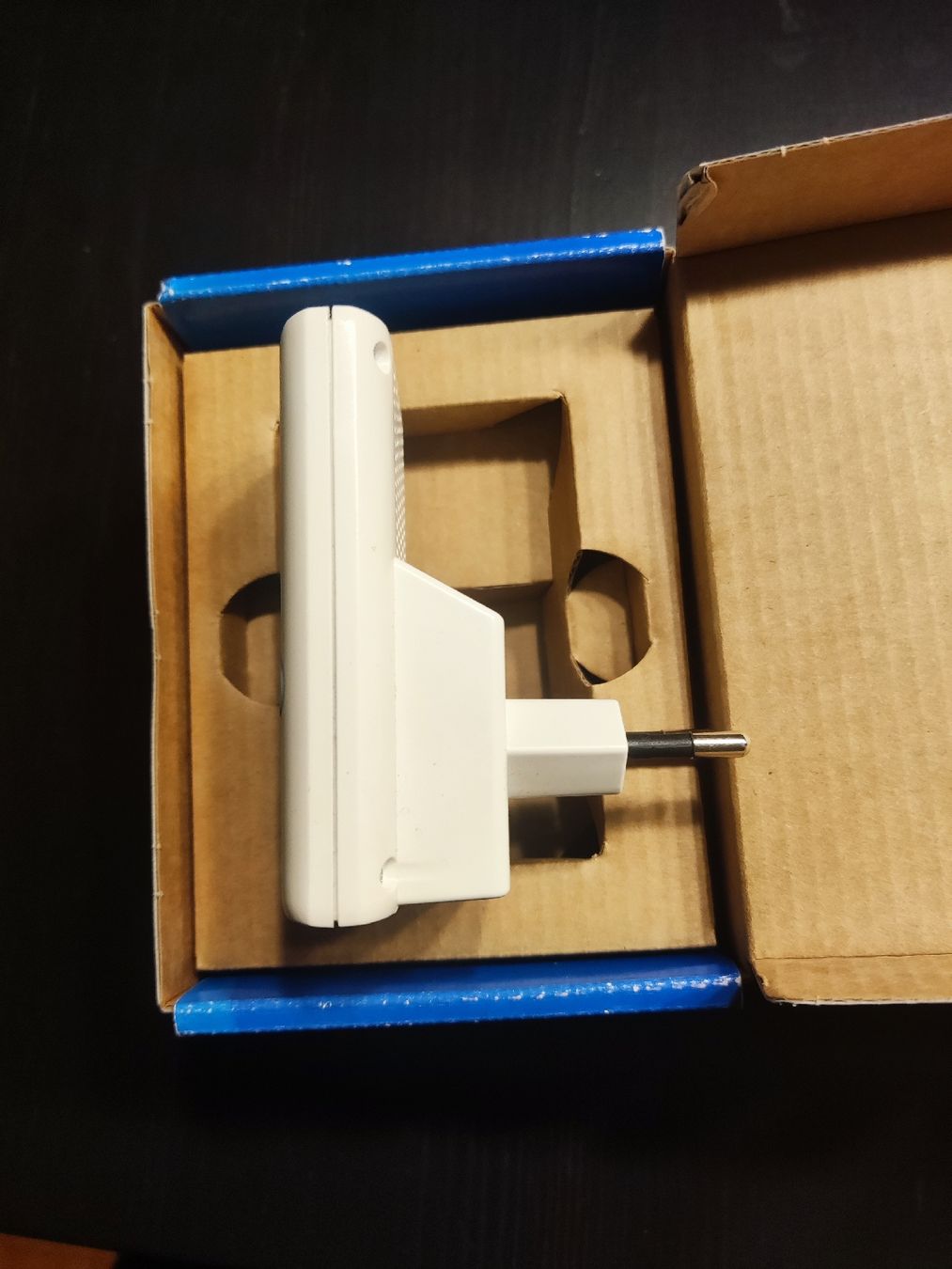 Cisco Modem & Router: CISCO Modem Router WAG120N – Usato da Untersiggenthal venduto da Warti1 5