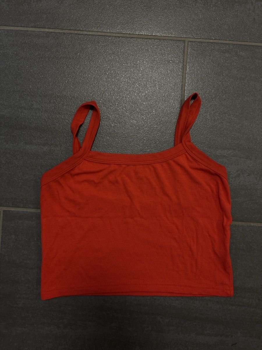 Shein Top: Shein Tanktop XS – Nuovo (secondo la descrizione) da Rümlang venduto da svent 1