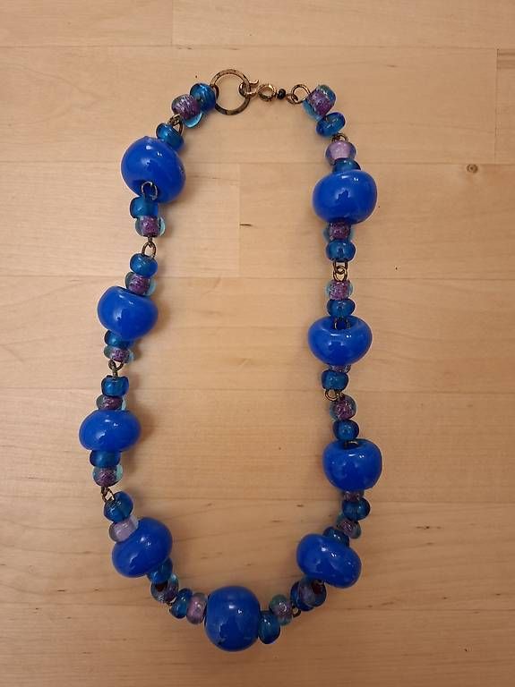 Catenine: Kurze blaue Langani Halskette – Usato da Wabern venduto da amo_pp26