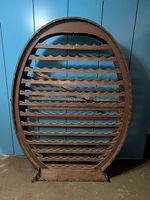 Antikes Holz-Weinregal oval – Winzer, ~100 Flaschen