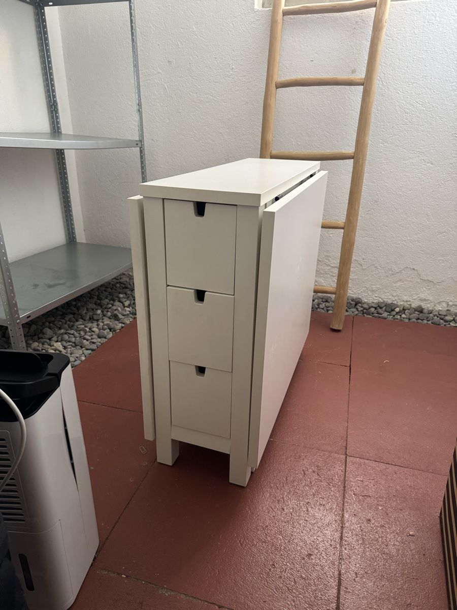 Tables: Weisser IKEA Ausziehtisch – D'occasion à Rotkreuz par luk_xrb2