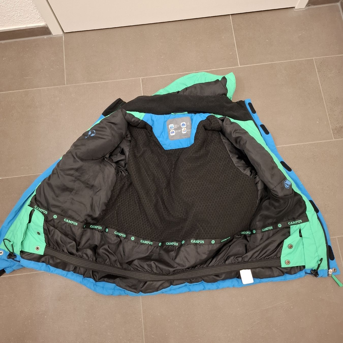 Manor Giacche & Cappotti: Jungen Skijacke Campus Grösse 152 – Usato da St. Gallen venduto da emi_nfh9 5