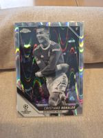 Topps UCL 21/22 Cristiano Ronaldo Black & white Ray wave
