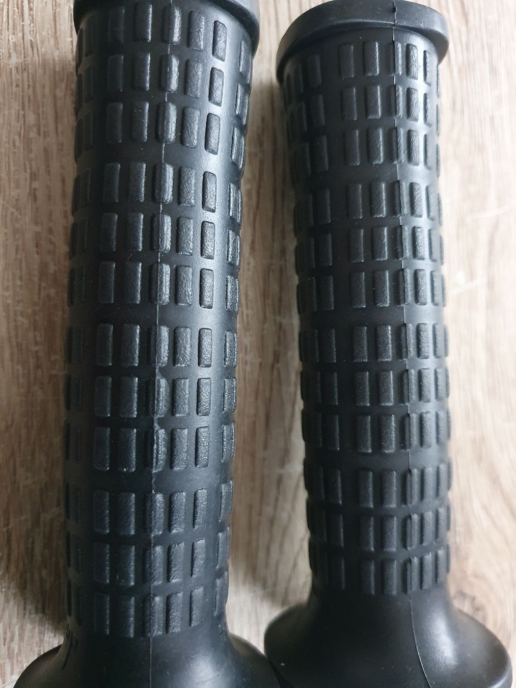 Parti ricambio per ciclomotori: Töffli Handgriffe Marke Original Domino – Nuovo (secondo la descrizione) da Niedergösgen venduto da Sabina6355 3