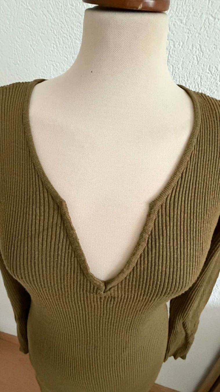 Kleider: Strick Kleid S-M – Gebraucht aus Liestal von aarroon 1