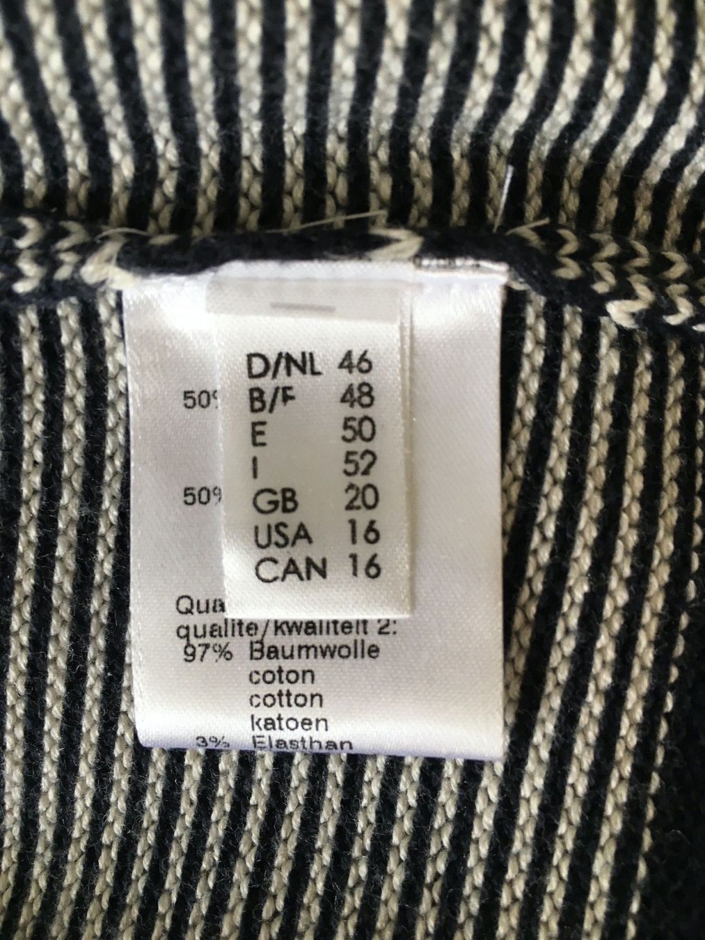 Giacche: Neue schöne kurzärmlige Strickjacke / Bluse – Nuovo (secondo la descrizione) da Bern venduto da Smile-2707 2