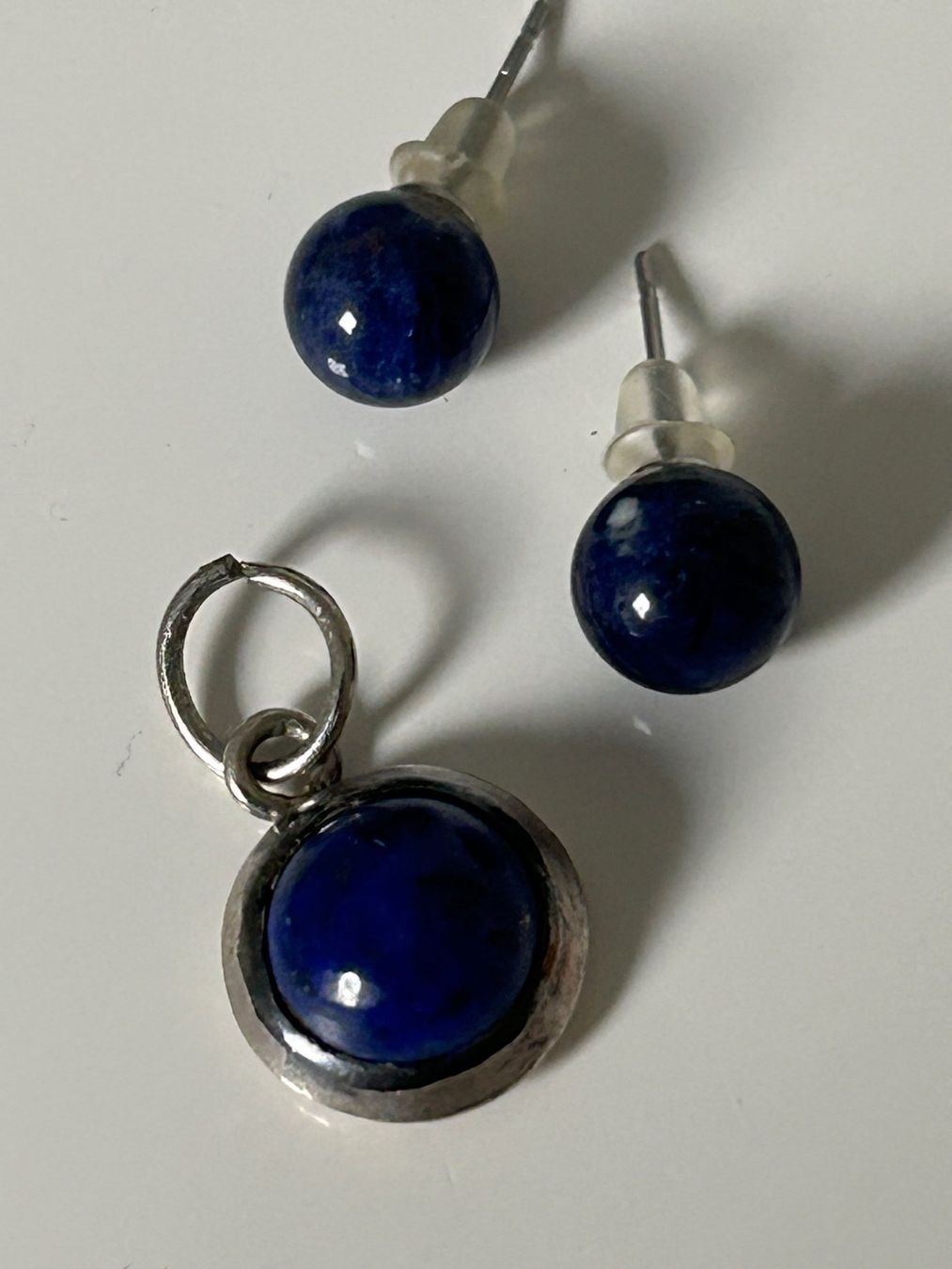 Altri gioielli: Anhänger und 2 0hrstecker Lapis Lazuli – Usato da Eschenz venduto da glaro14