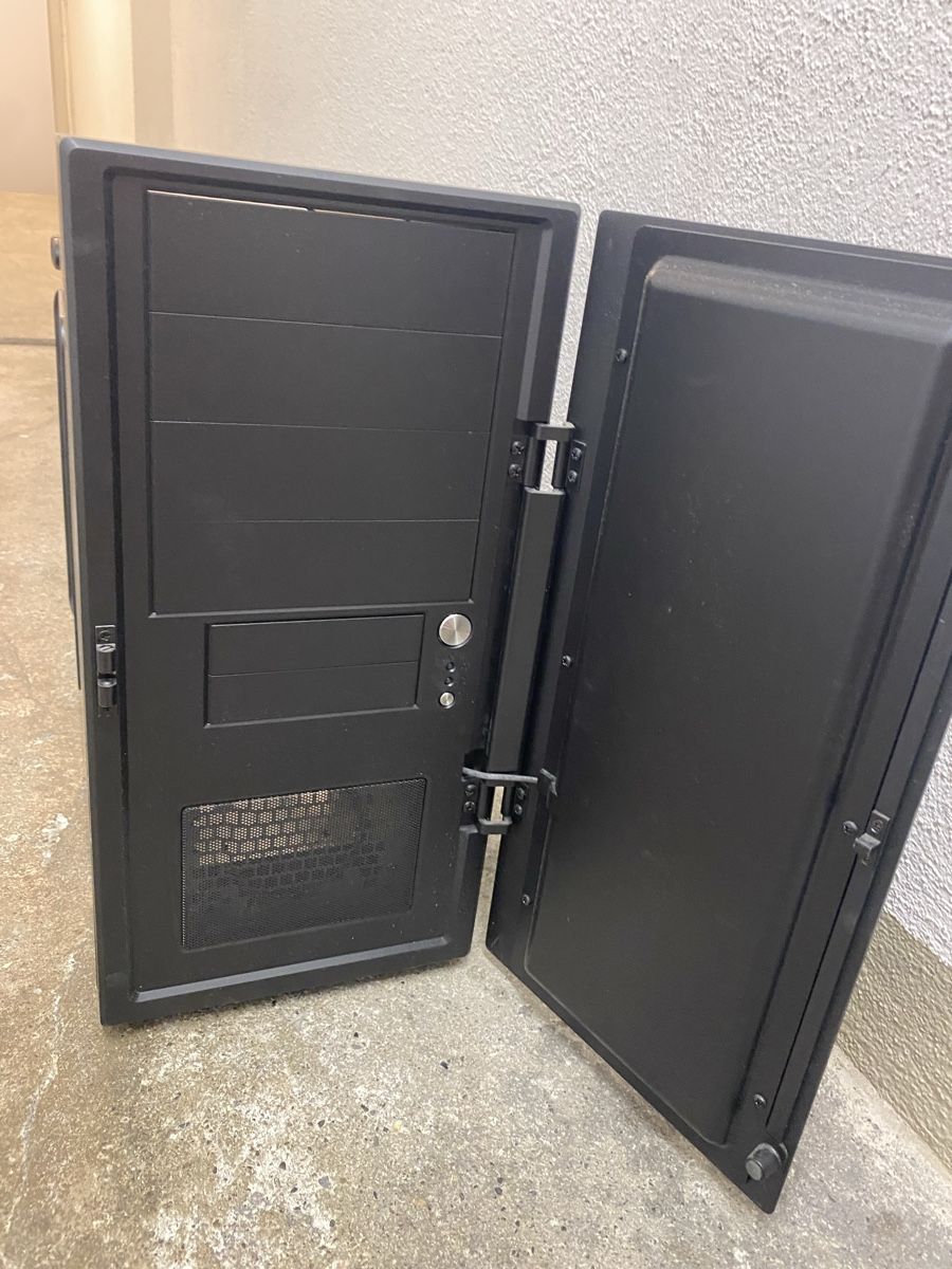 Gehäuse: Gehaeuse PC Tower – Gebraucht aus Bern von sividigis 2