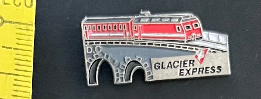 SBB/CFF/FFS Plaketten & Abzeichen: Glacier Express rot Nostalgie, Pin – Gebraucht aus Ostermundigen von DaxKarten-75