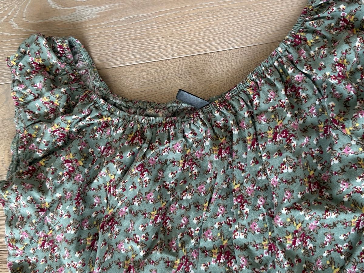 Vestiti: Luftiges Blumenkleid grün, GR. XL – Usato da Eggenwil venduto da Lissi82 1
