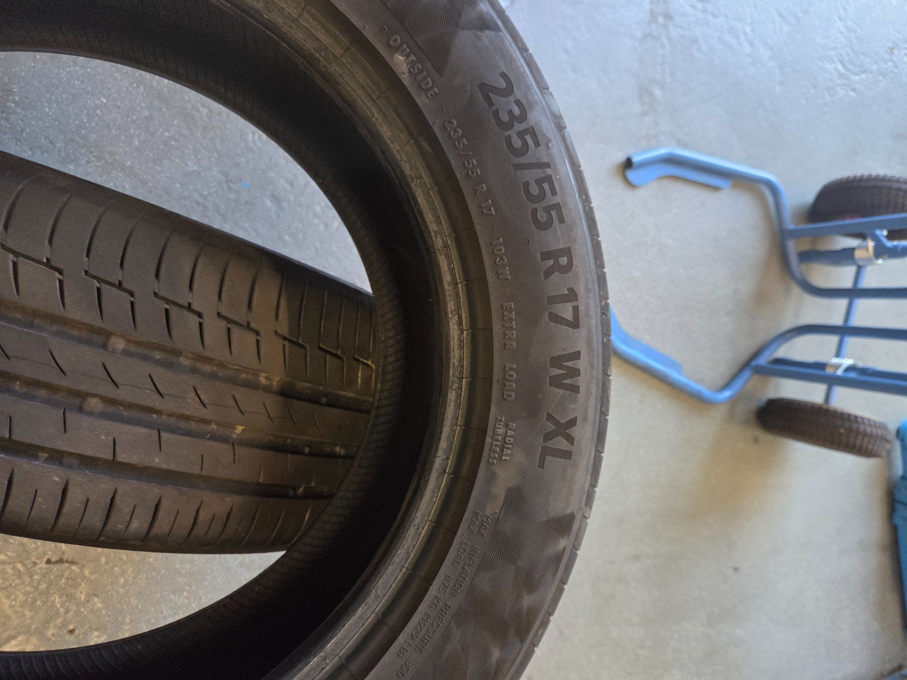 Pneumatici & Ruote complete: 235 / 55 R 17  W  XL   CONTINENTAL – Usato da Fischbach-Göslikon venduto da Emanuel.Bardhi 3