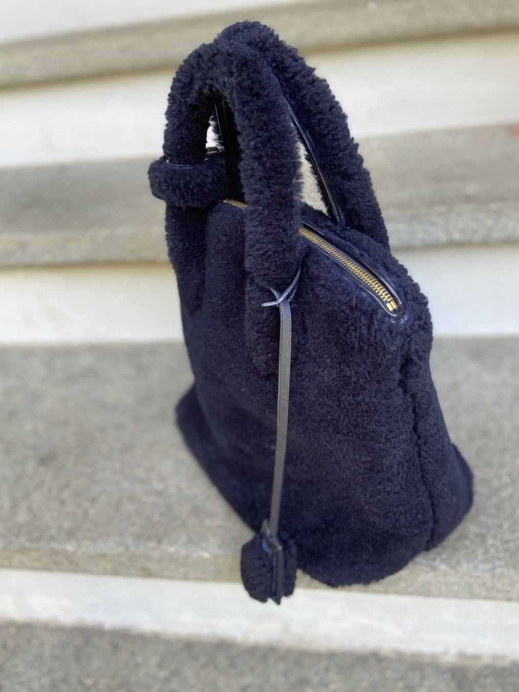 Louis Vuitton Borse da donna: Tasche Louis Vuitton Lockit Shearling blue – Usato da Solothurn venduto da Brini06 7