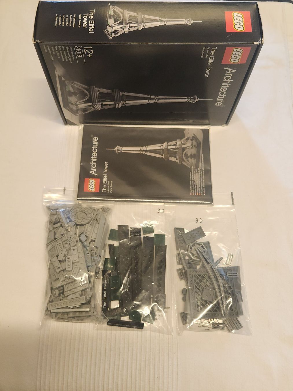 Lego Jeux de construction: LEGO Architecture 21019 - The Eiffel Tower – D'occasion à Morbio Inferiore par vin_fdj2 2