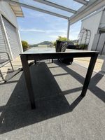 Massiver grosser Gartentisch aus Glas