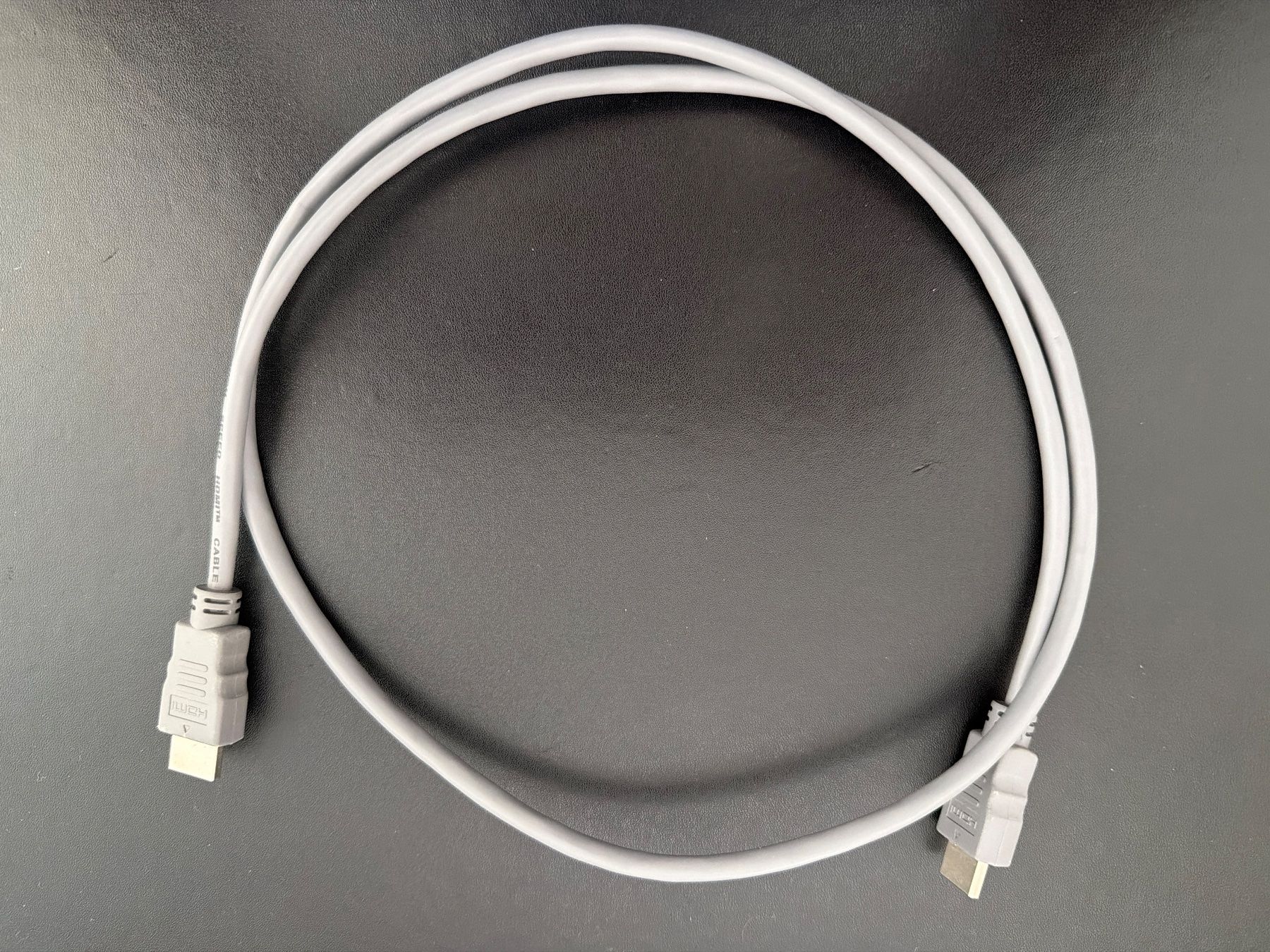 Câbles: HDMI zu HDMI Kabel (110cm) – D'occasion à Dübendorf par Raphaelfuchs
