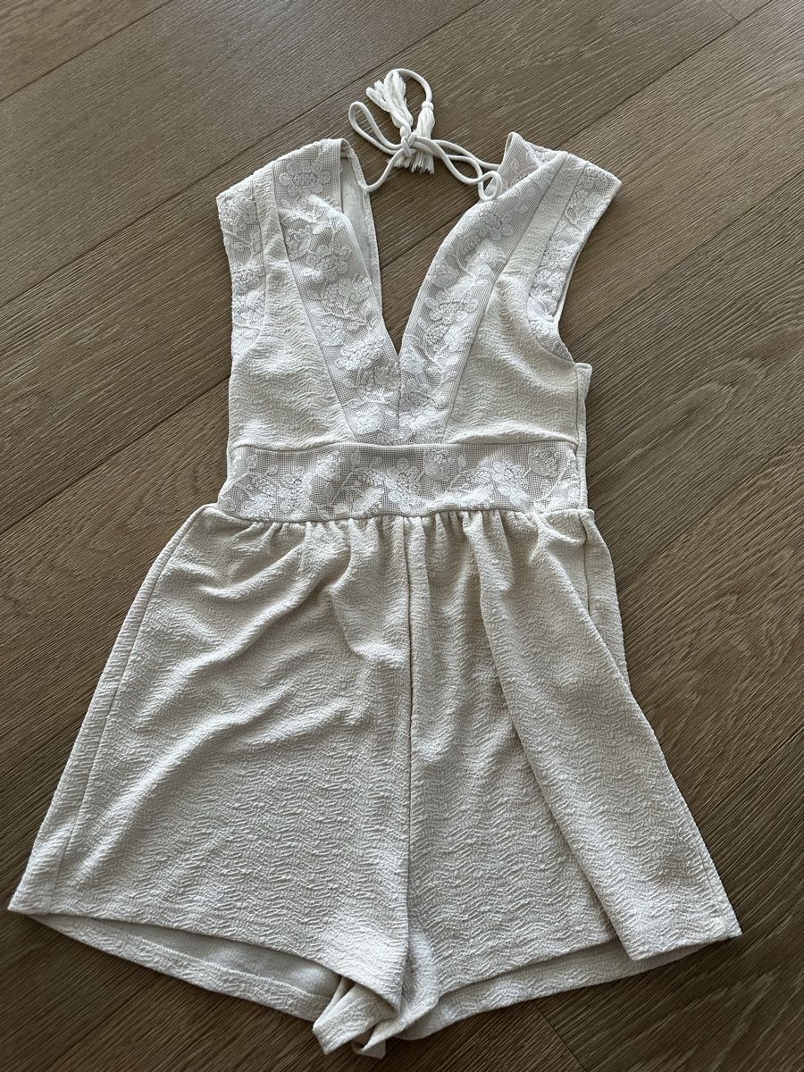 H&M Jumpsuits: Combi-short – D'occasion à Erlenbach ZH par Kevlau