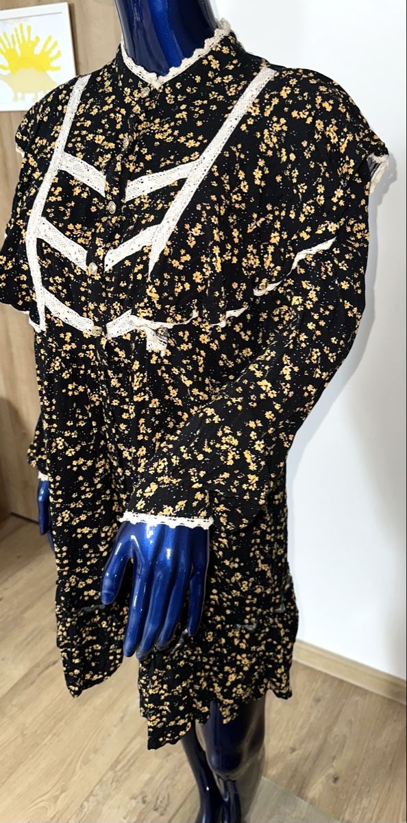 Kleider: RIVER ISLAND KLEID GR. 38 neuwertig – Neu (gemäss Beschreibung) aus Unteraegeri von MH203 5