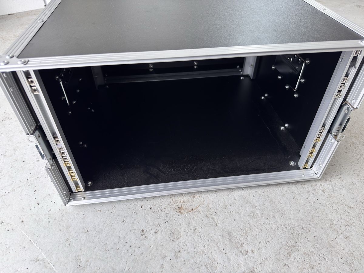 Altri accessori: 19"-Case PD-F6U 19" Flightcase mit 6HE – Usato da Hinterforst venduto da tam75 2