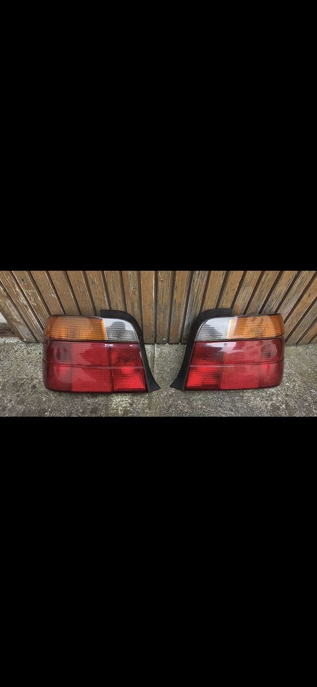 BMW Tutti pezzi di ricambio auto: BMW E36 Compact Rückleuchten original – Usato da St. Gallen venduto da justmeeee