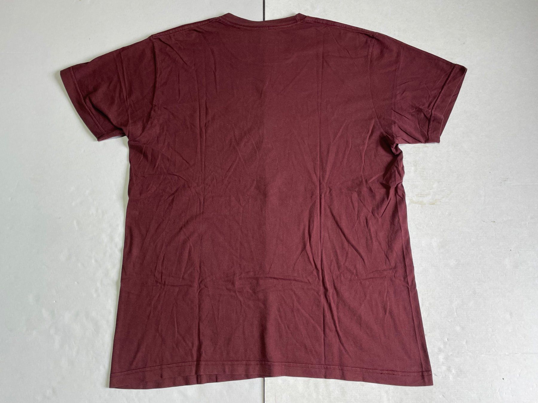 T-shirt: T-Shirt DTRP Lausanne size XL – Usato da Zürich venduto da le_souk 1