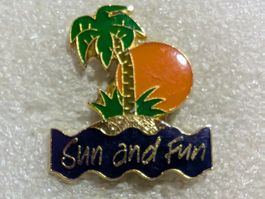 Ansteckpin 40: Sun and Fun