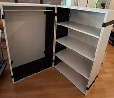 Schrank / Garderobenschrank weiss-schwarz