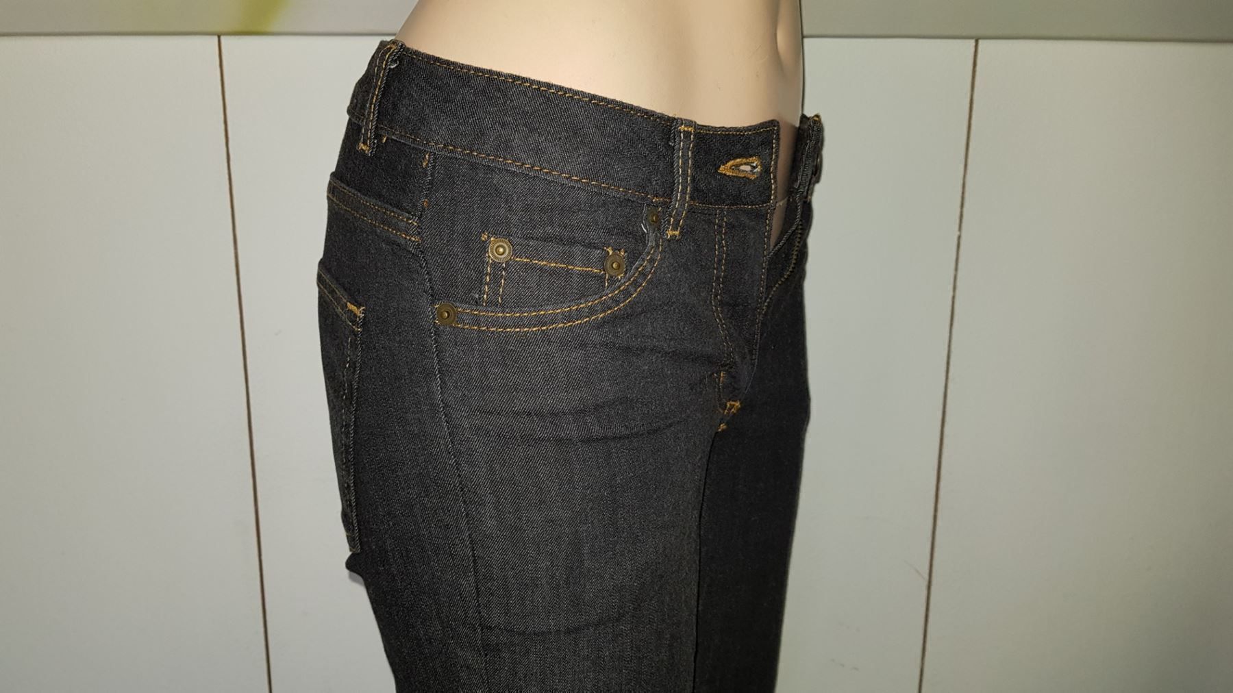 H&M Jeans: H&M Jeans taille / Grosse EUR 34 / US 4 – Gebraucht aus Cossonay-ville von Super-Price-Quality 3