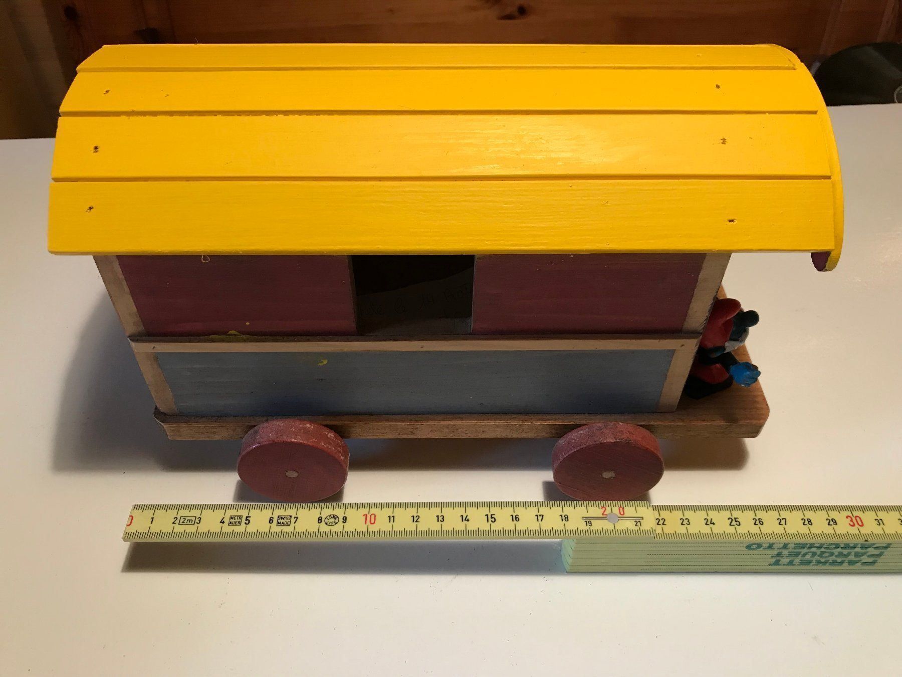 Articoli in legno: Roulotte de cirque en bois peint – Usato da Ste-Croix venduto da mjmg 6