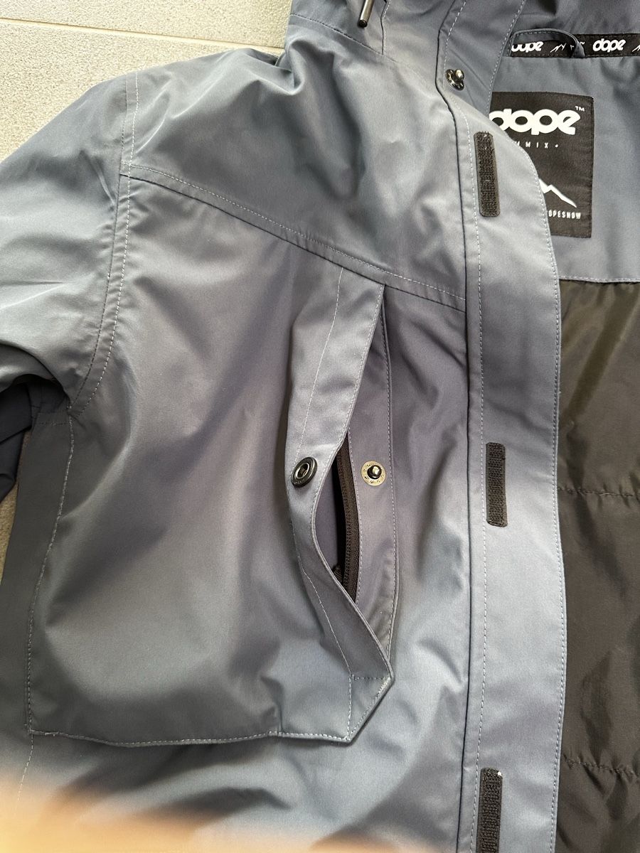 Dope Jacken: Giacca da sci DOPE taglia M blu petrol – Gebraucht aus Ponte Capriasca von mac_mac 4