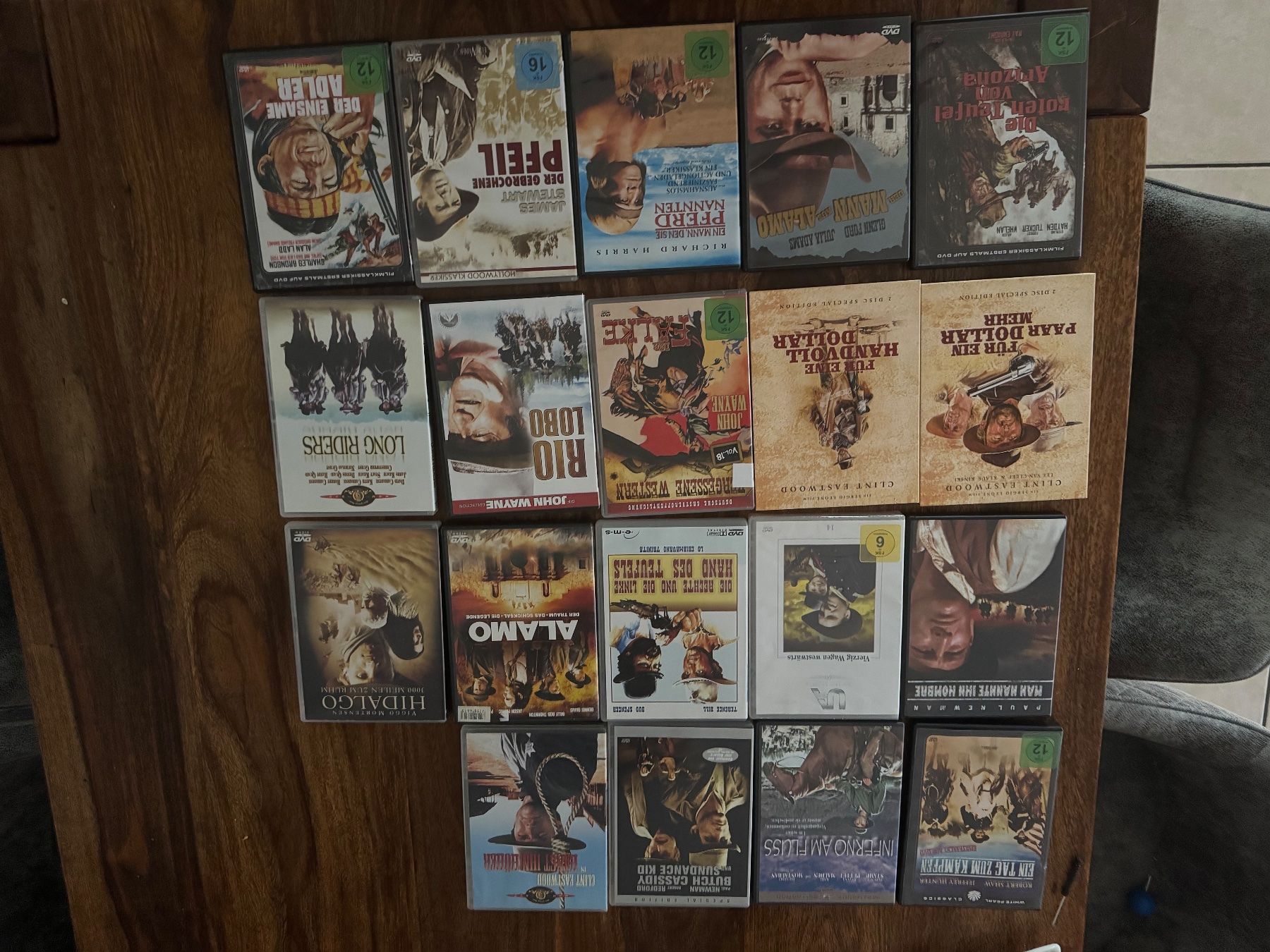 Tutti i DVDs: 19 DvD Western Klassiker – Usato da Buchs SG venduto da Urslee0