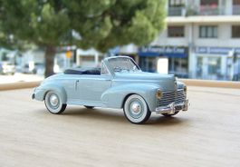 Peugeot 203 Cabriolet 1951-1956 hellblau      1:43 von NOREV
