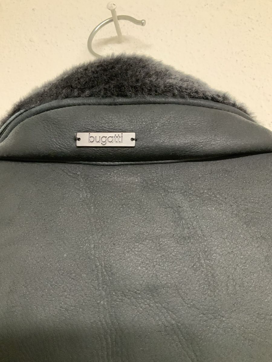 Bugatti Cappotti: Herren Winterjacke Bugatti  Gr.52 gebraucht Dunkelbraun – Usato da Wallisellen venduto da AS.TZ. 7